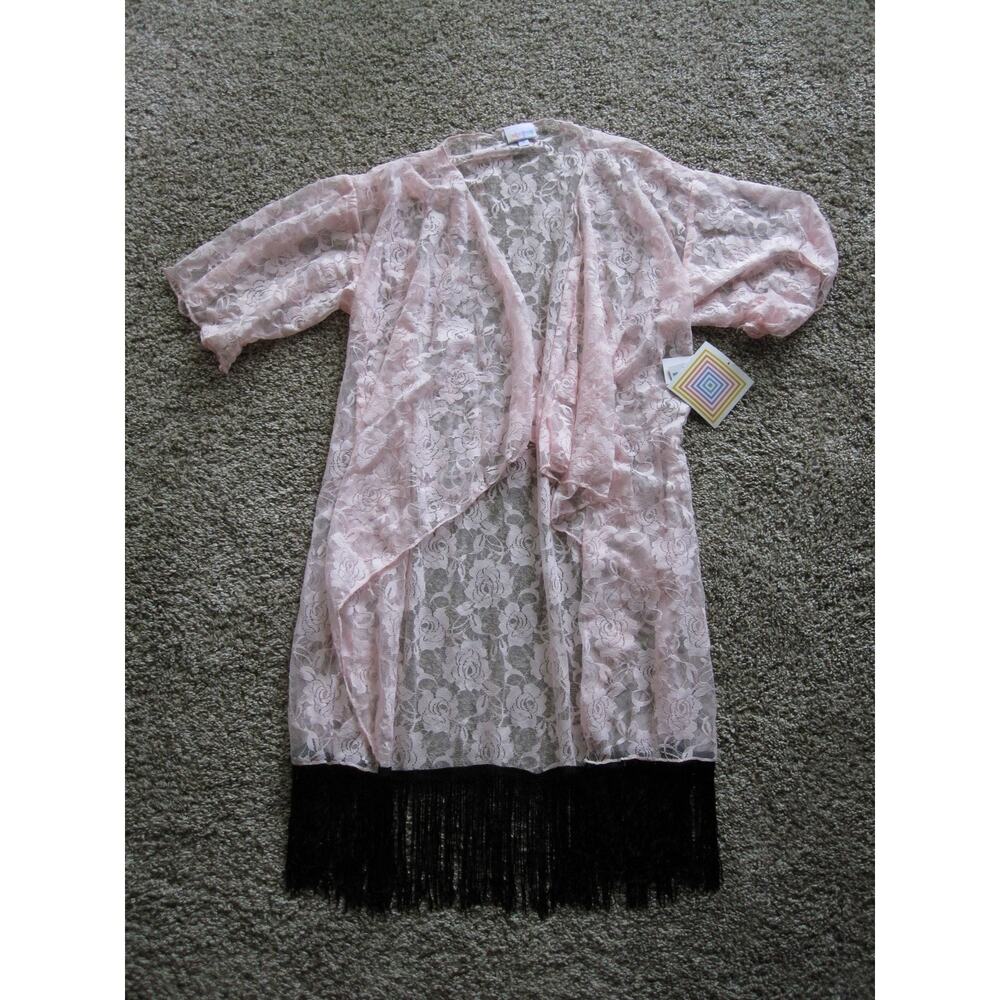 NEW Lularoe Lace Kimono with black Fringe Shrug light Pink roses Classy & Sassy